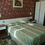 Hotel Boccadasse 2*